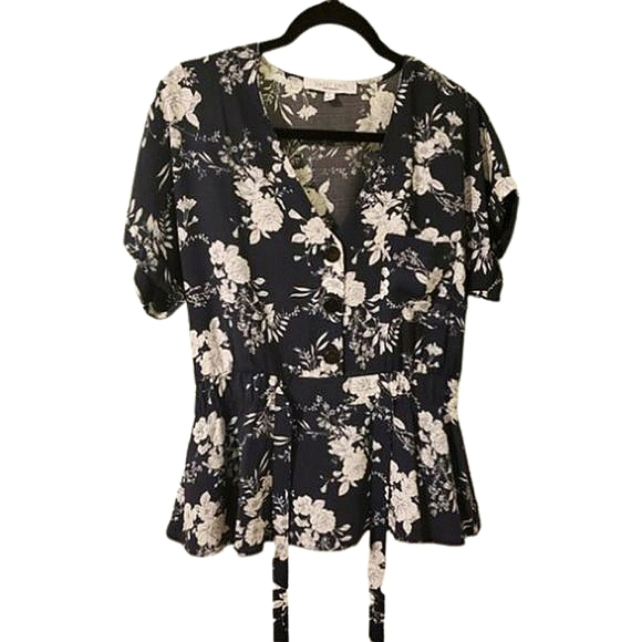 Sweet Rain Flower Blouse size L - Picture 2 of 6